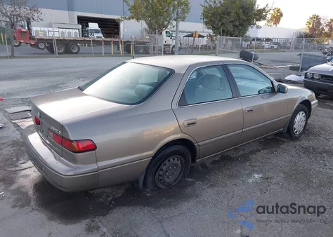 1999 Toyota Camry Le из США, поврежденный, VIN 4T1BG22K6XU476458